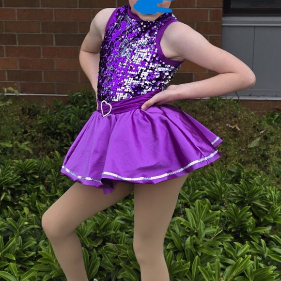 ✨ Purple Sequin Girls Dance Costume – Skirted Leotard w/ Heart Detail ✨ - Picture 1 of 5